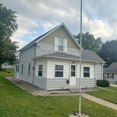 721 E Maple St, Lancaster, WI 53813