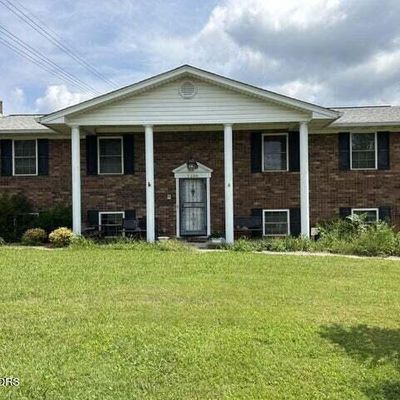 7300 Hallbrook Rd, Knoxville, TN 37918