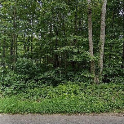 74 Clubhouse Rd, Lebanon, CT 06249