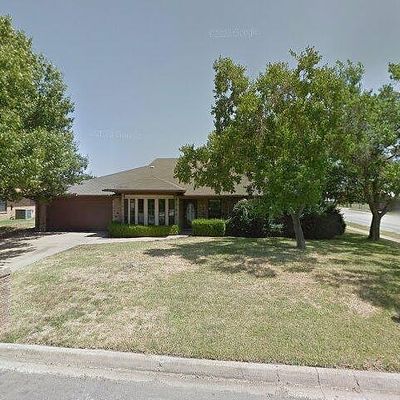 7400 Shady Hollow Ct, North Richland Hills, TX 76182