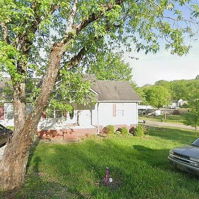 743 Driver Cir #A, Hartsville, TN 37074