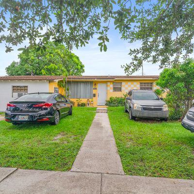 743 W 53 Rd St, Hialeah, FL 33012