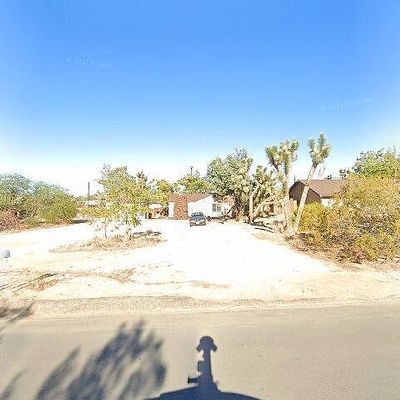 7433 Bannock Trl, Yucca Valley, CA 92284