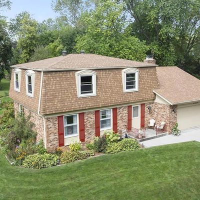 744 Summit Dr, West Bend, WI 53095