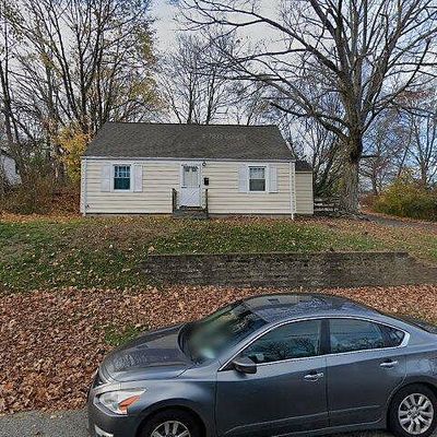 75 Cricklewood Rd, Milford, CT 06460