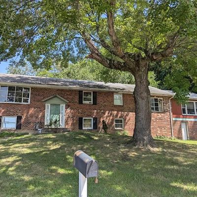 7606 Millrace Rd, Capitol Heights, MD 20743