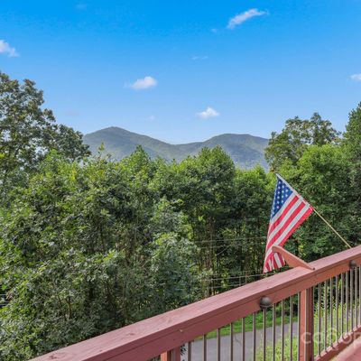 975 Country Club Dr, Maggie Valley, NC 28751