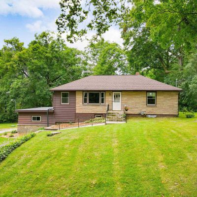 N5261 Watertown Rd, Jefferson, WI 53549