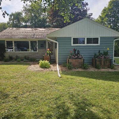 W172 N7405 Shady Ln, Menomonee Falls, WI 53051