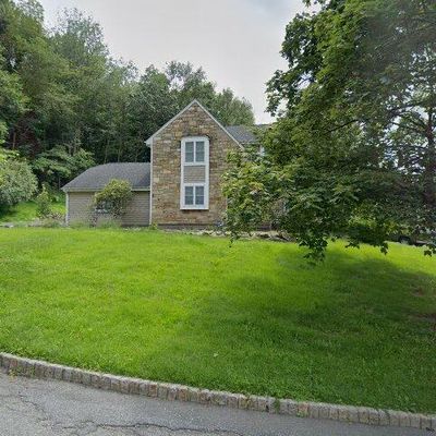 1 Knob Hill Rd, Hackettstown, NJ 07840