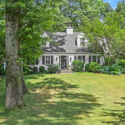 10 Mclaren Rd S, Darien, CT 06820