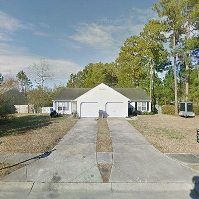 100 Jenny Ln, Havelock, NC 28532