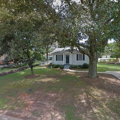 100 Phillips Ln, Greer, SC 29650