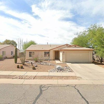 8991 E Fairway Groves Dr, Tucson, AZ 85730