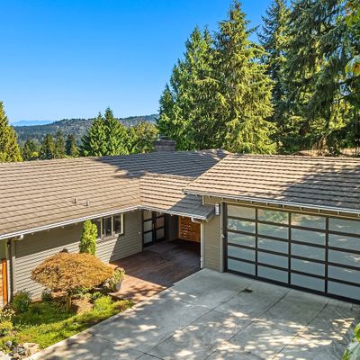 9336 Mercerwood Dr, Mercer Island, WA 98040