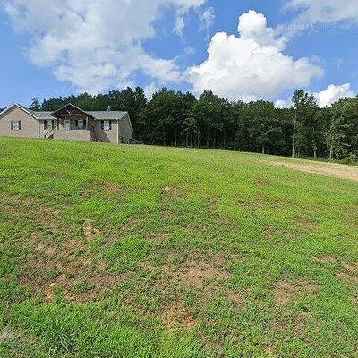 936 Tollie Ln, Jamestown, TN 38556