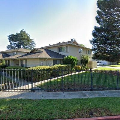 1084 Mohr Ln, Concord, CA 94518