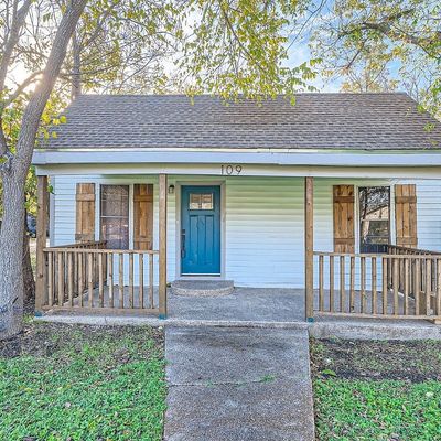 109 E Pecan St, Hutto, TX 78634