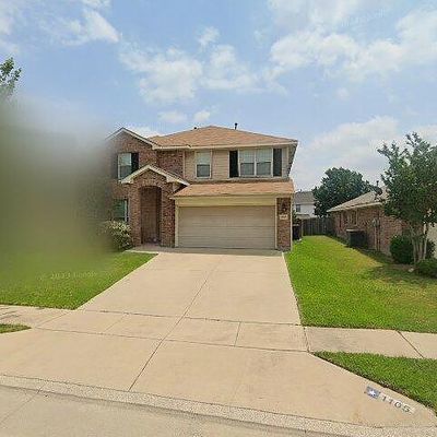 1105 Nighthawk Rd, Fort Worth, TX 76108