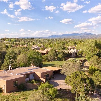 111 Calle Palomita, Santa Fe, NM 87505