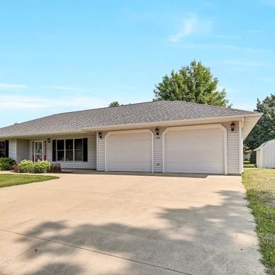 1110 N Prairie St, Lake City, MN 55041