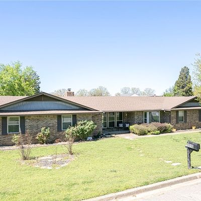 1115 N 8 Th St, Van Buren, AR 72956