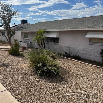 1124 E Orchid Ln, Phoenix, AZ 85020