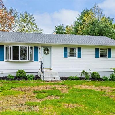 12 Leha Ave, Jewett City, CT 06351