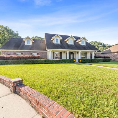 101 Freeport Cir, Lafayette, LA 70508