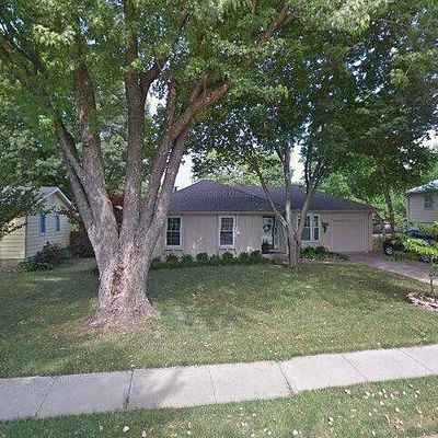 102 Se Brentwood Dr, Lees Summit, MO 64063