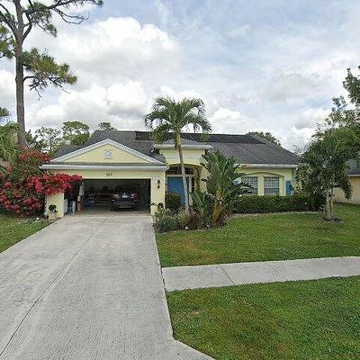 1024 Lake Breeze Dr, Wellington, FL 33414