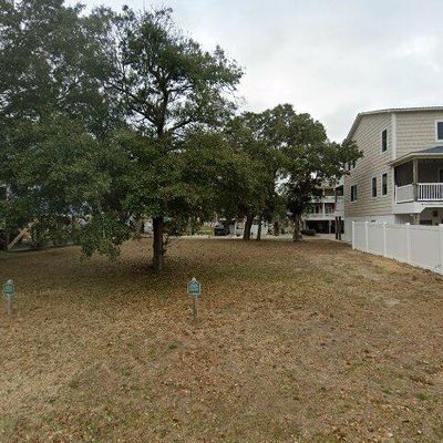 103 Se 72nd Street Oak Island, Island, NC 28465