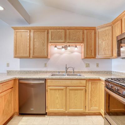 1030 River Place Blvd, Waukesha, WI 53189