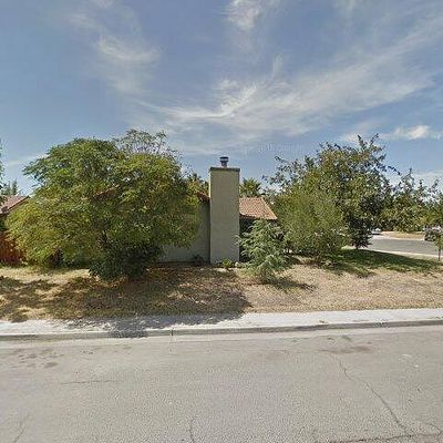 104 Leyva Ave, Firebaugh, CA 93622