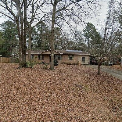 105 Country Breeze Ct, Perry, GA 31069