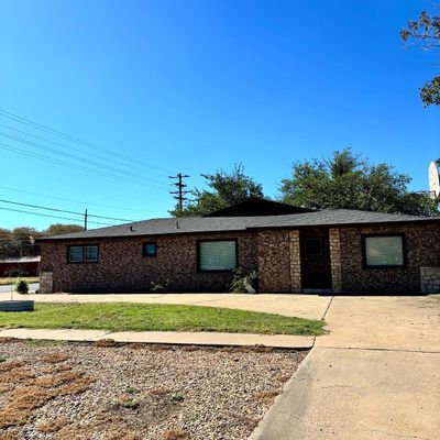 1320 E Reppto St, Brownfield, TX 79316