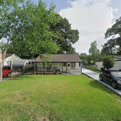 1320 Fairview Dr, Alvin, TX 77511