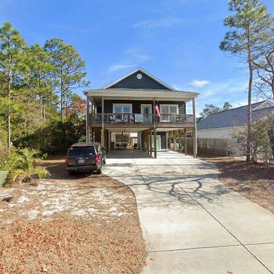 134 Ne 12th Street Oak Island, Island, NC 28465