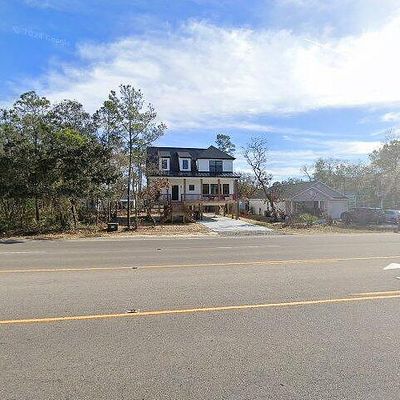 136 N Middleton Avenue Oak Island, Island, NC 28465