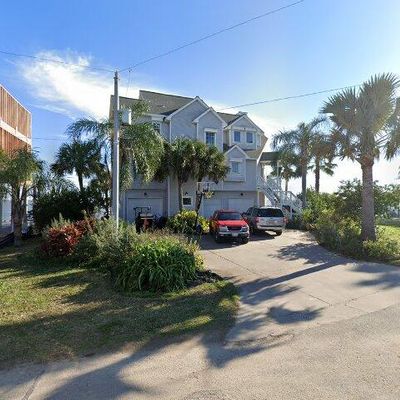 143 Bora Bora Dr, Galveston, TX 77554