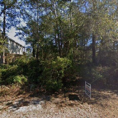 120 Nw 22nd Street Oak Island, Island, NC 28465