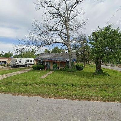 1202 Jayway St, Orange, TX 77630