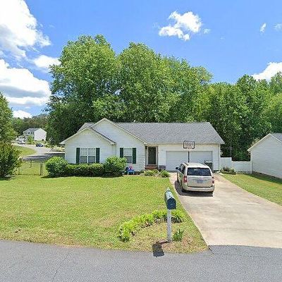 1203 Coventry Pl Nw, Conover, NC 28613