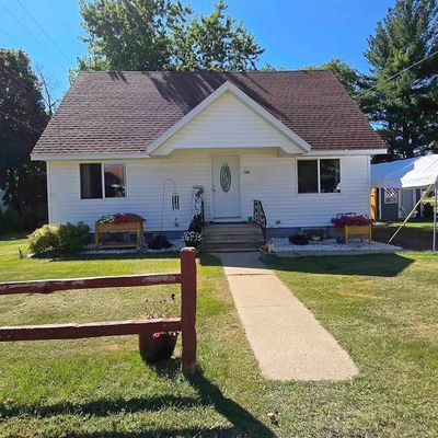 121 W Clark St, Plainfield, WI 54966