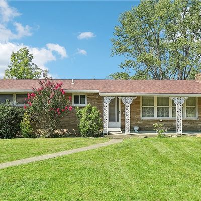 122 Burke Dr, Monroeville, PA 15146