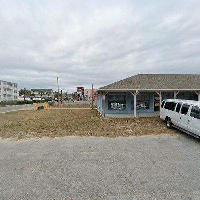 122 Se 58th Street Apt 108 Oak Island, Island, NC 28465