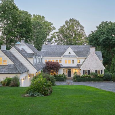 123 Long Neck Point Rd, Darien, CT 06820