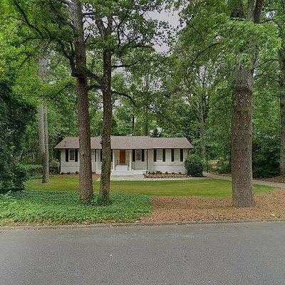 124 Rhodes Dr, Marietta, GA 30068