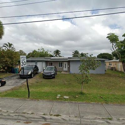 1240 Nw 56 Th Ave, Lauderhill, FL 33313