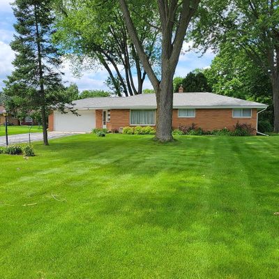 125 N Dechant Rd, Brookfield, WI 53005